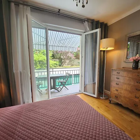 Tonton Kwice Apartment Montreuil (Seine-Saint-Denis)